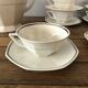 Set of 6 porcelain cups with matching sugar
