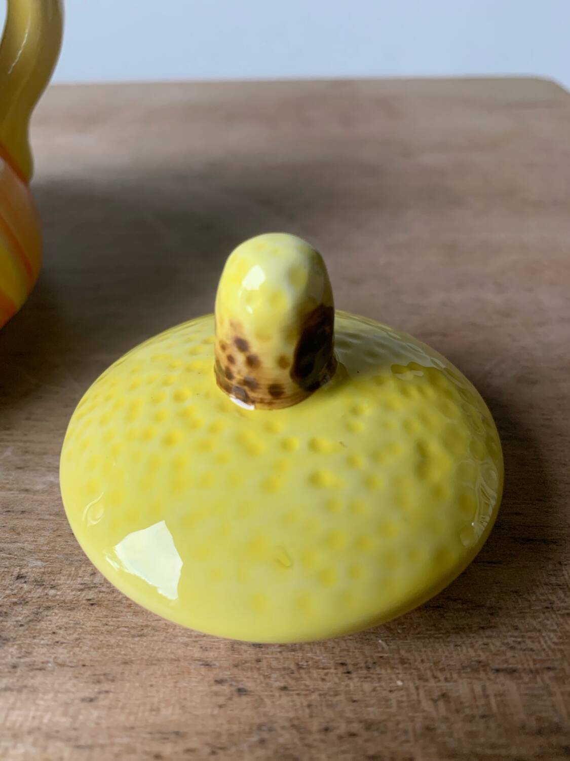 Vintage flower slip teapot