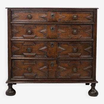 Chest of drawers 17th century