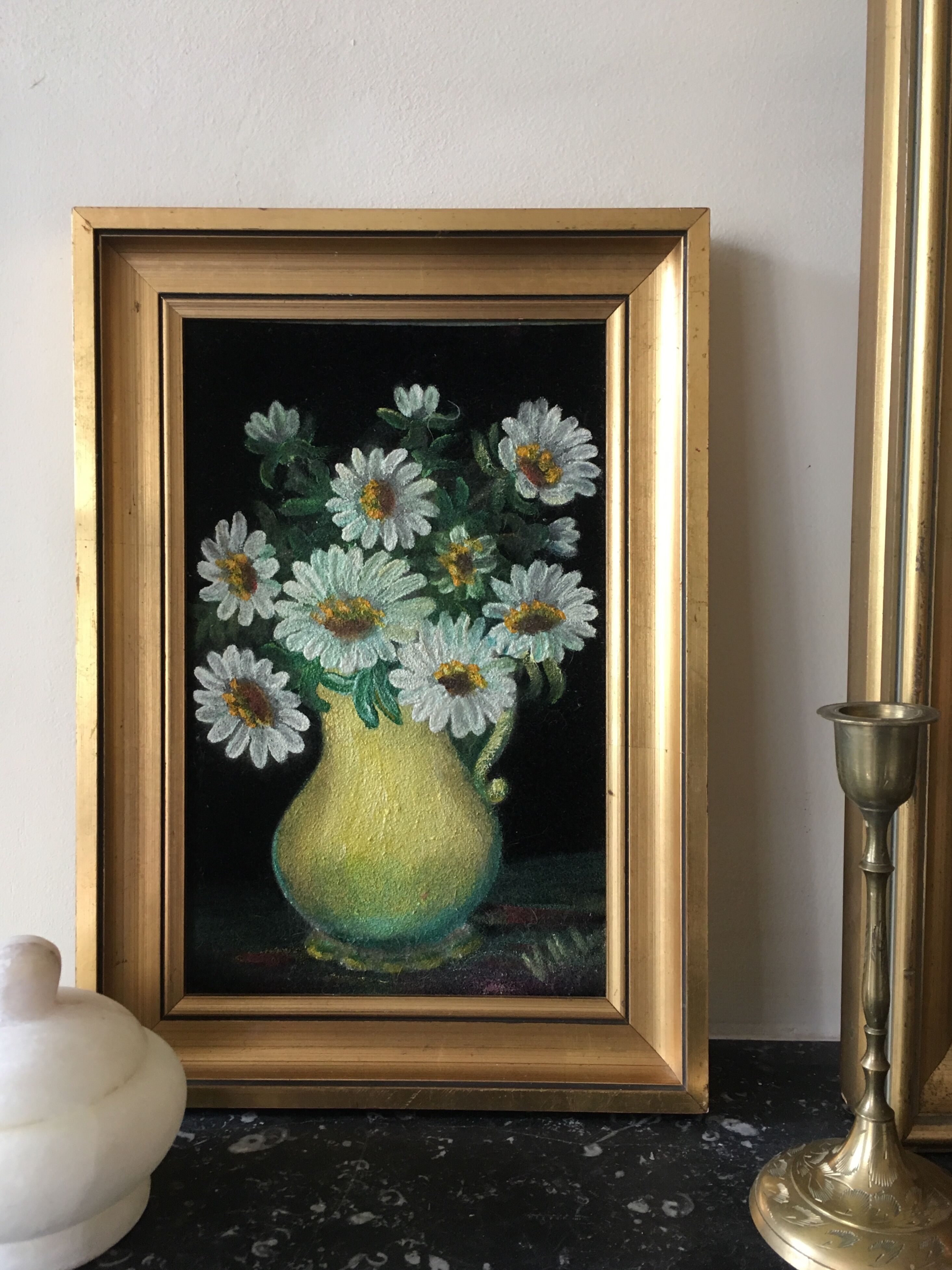 Painting bouquet of white flowers golden frame
