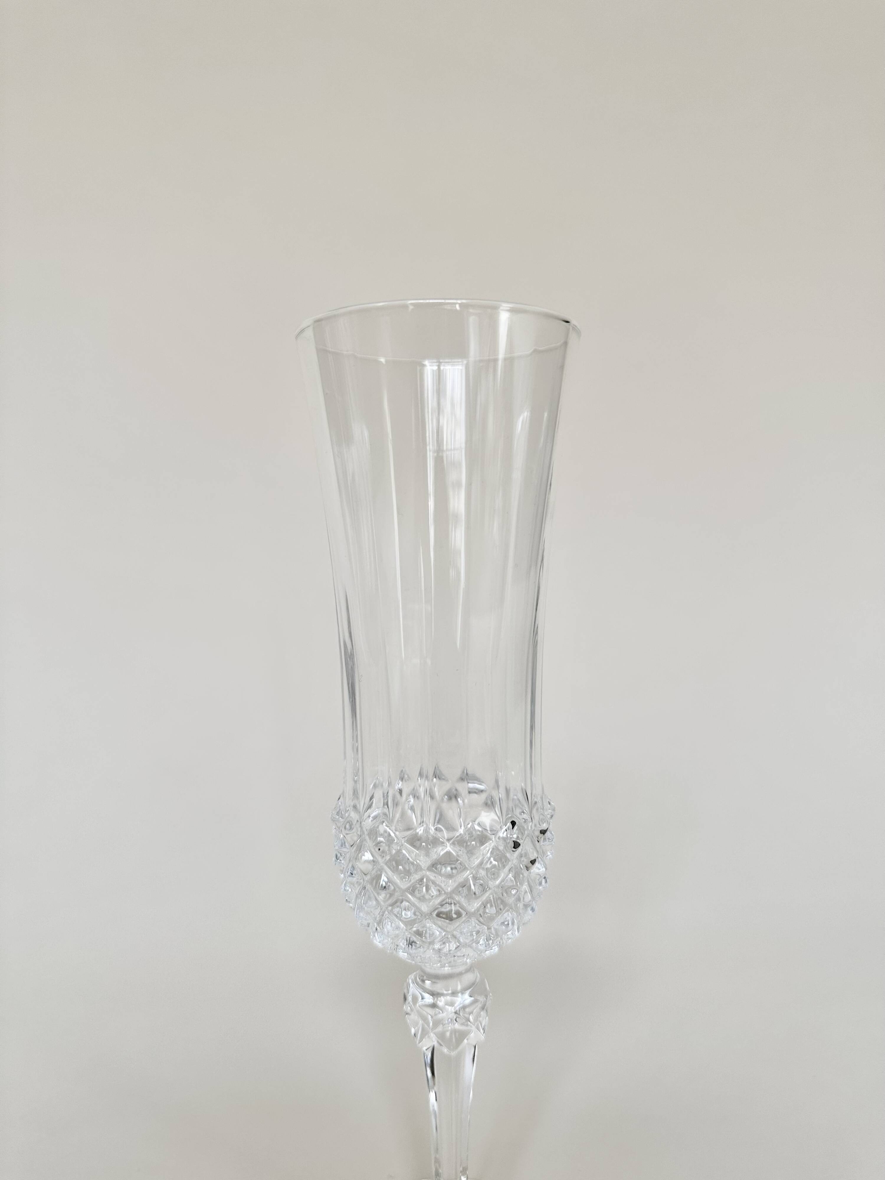 Set of 5 Cristal d'Arques champagne flutes