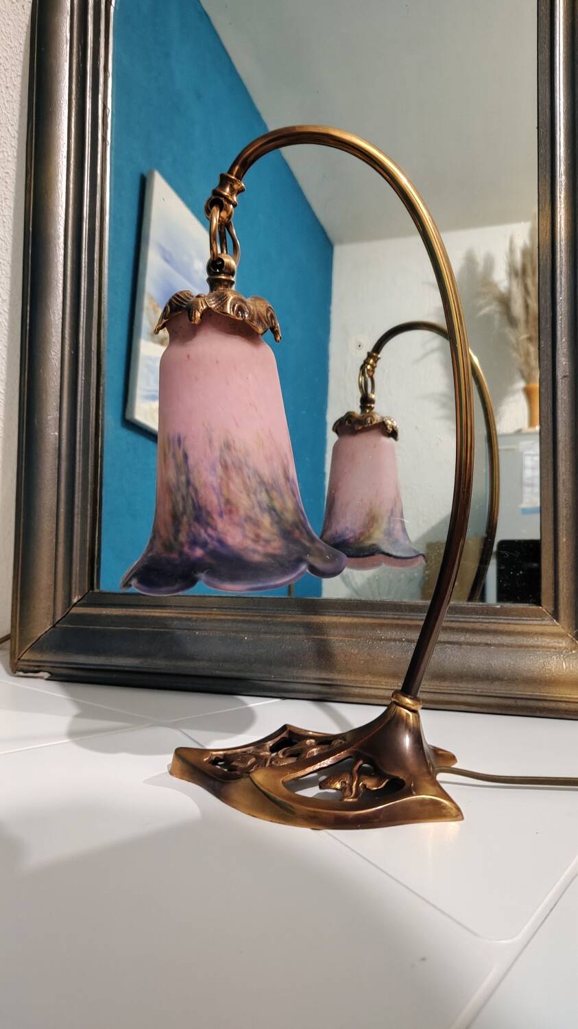 Art nouveau tulip style bronze lamp signed