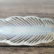 Opalescent glass leaf knife holder