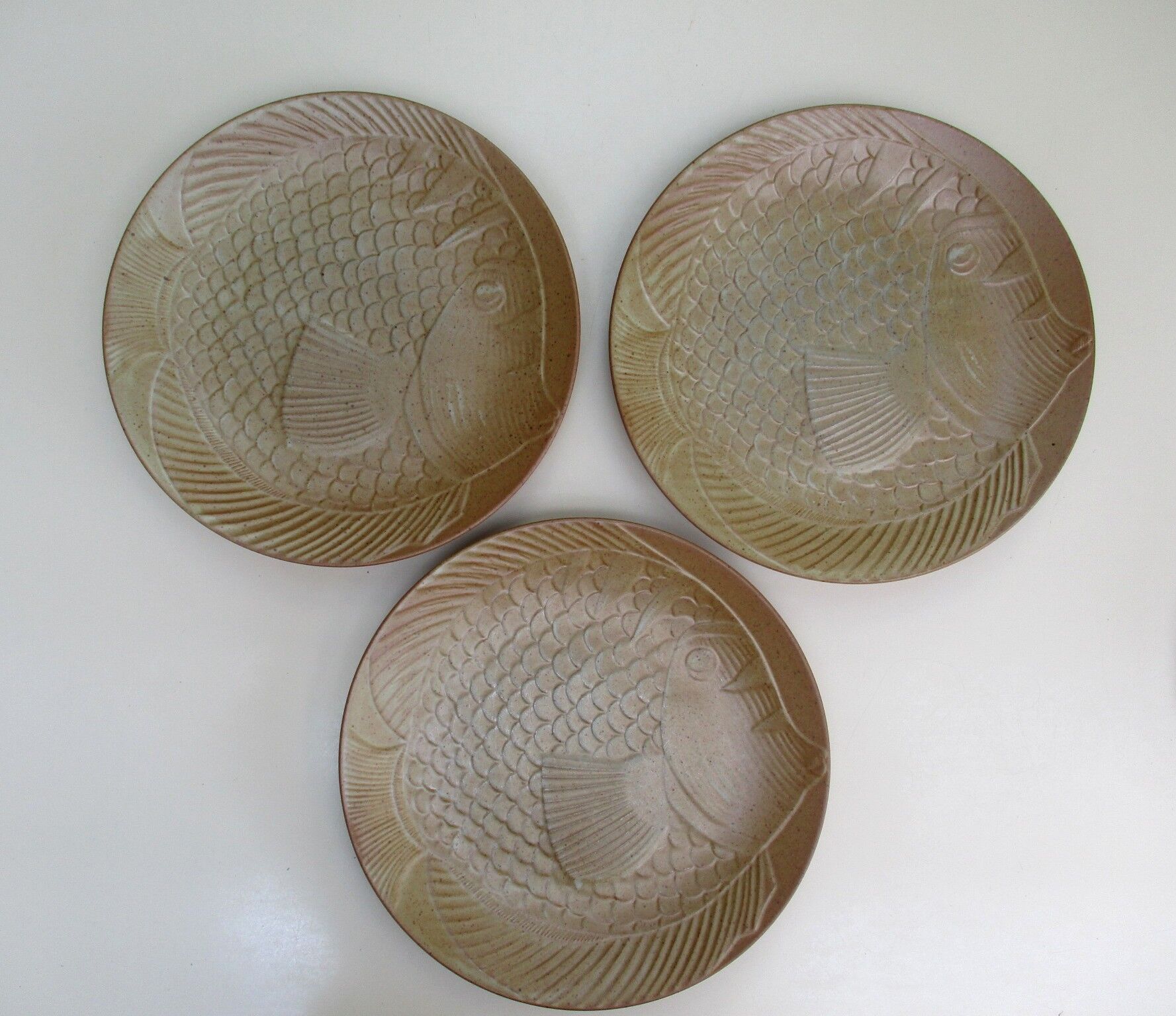 Flat plates Fish Sandstone CNP Village France Lot of 6