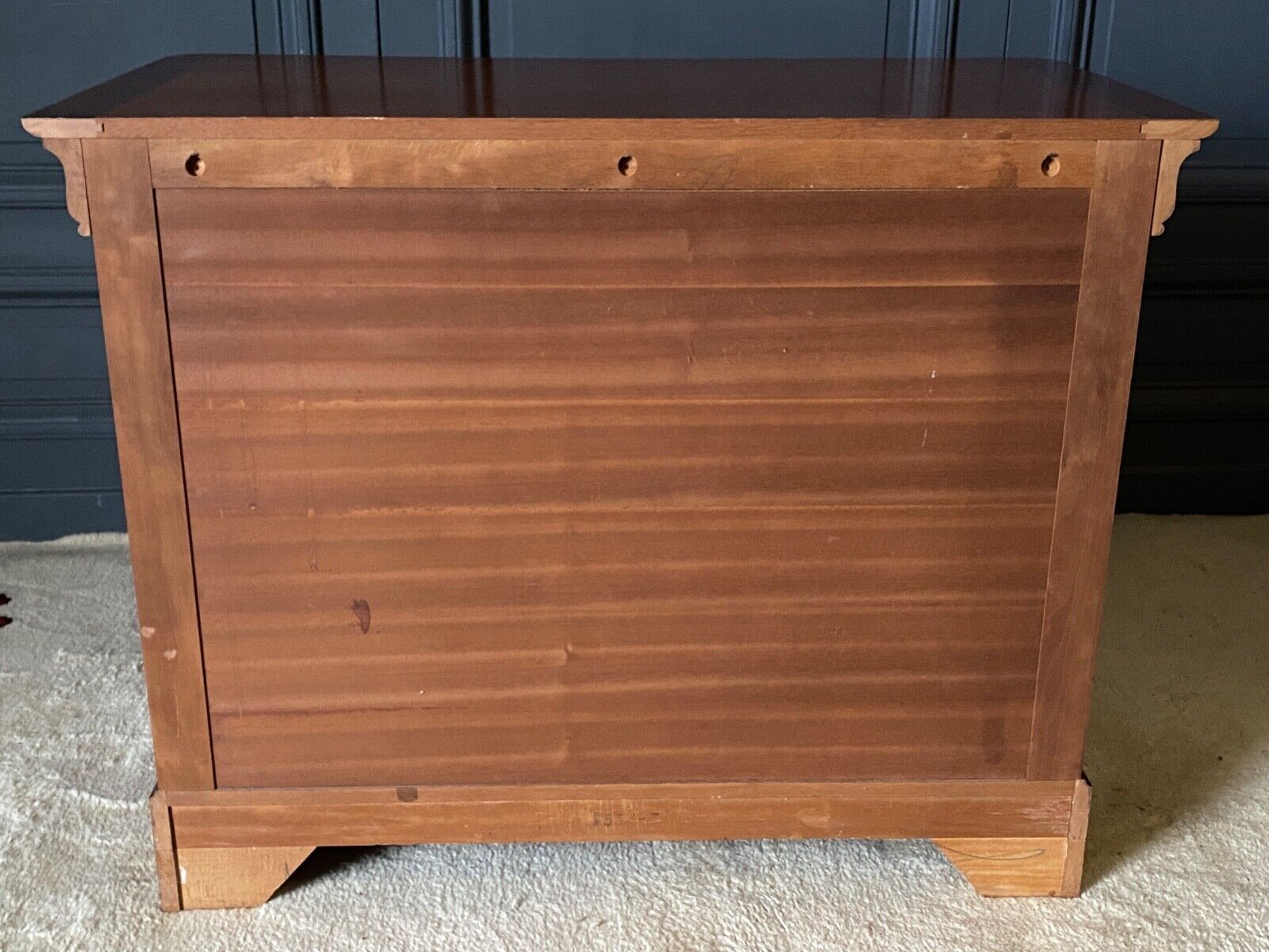 Commode en merisier 3 tiroirs XXe style Louis Philippe