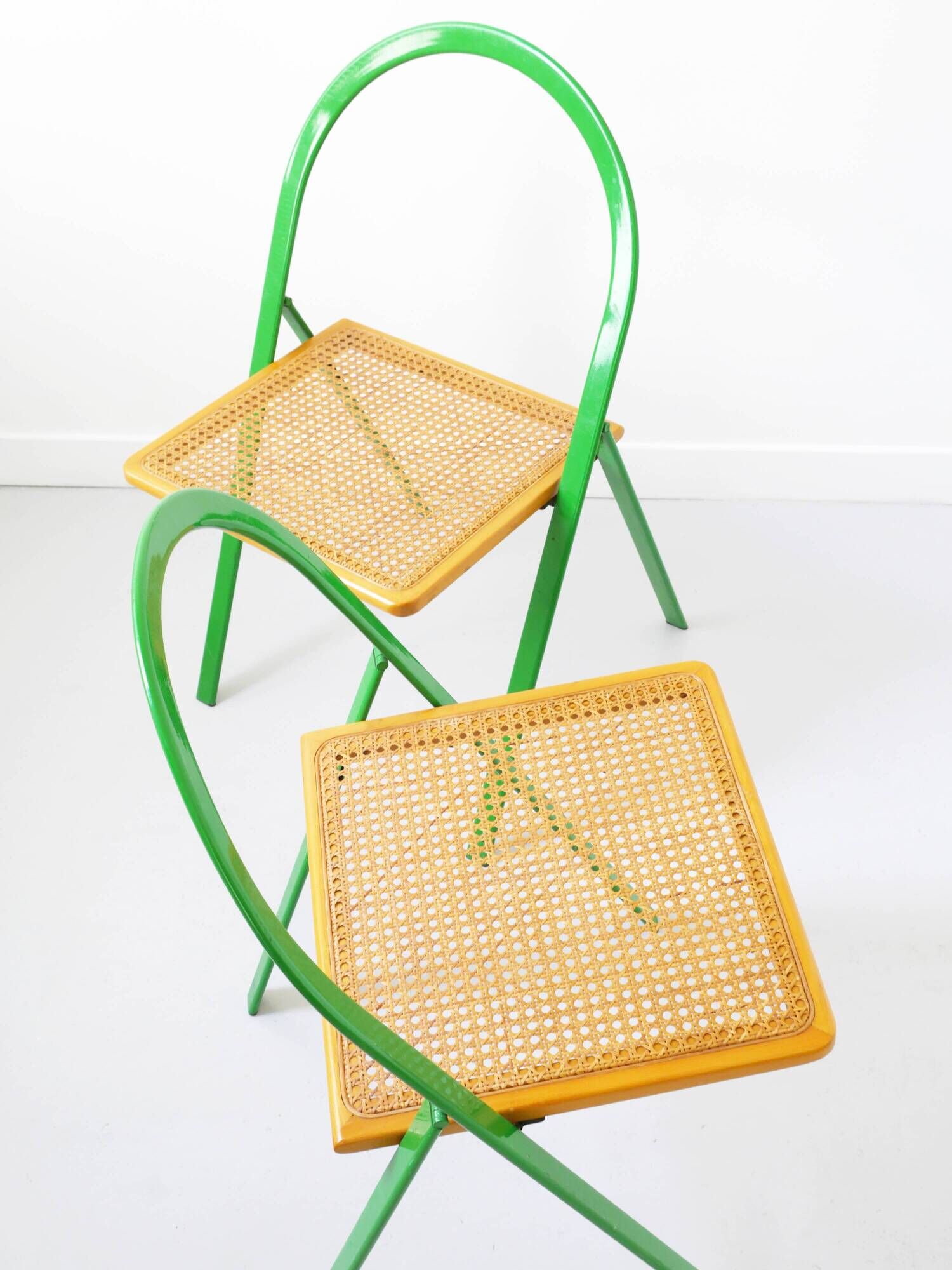 2 Chaises pliantes en cannage Giorgio Cattelan