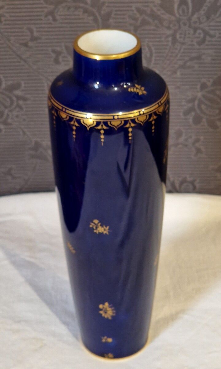 Art Deco porcelain vase National Manufacture of Sèvres