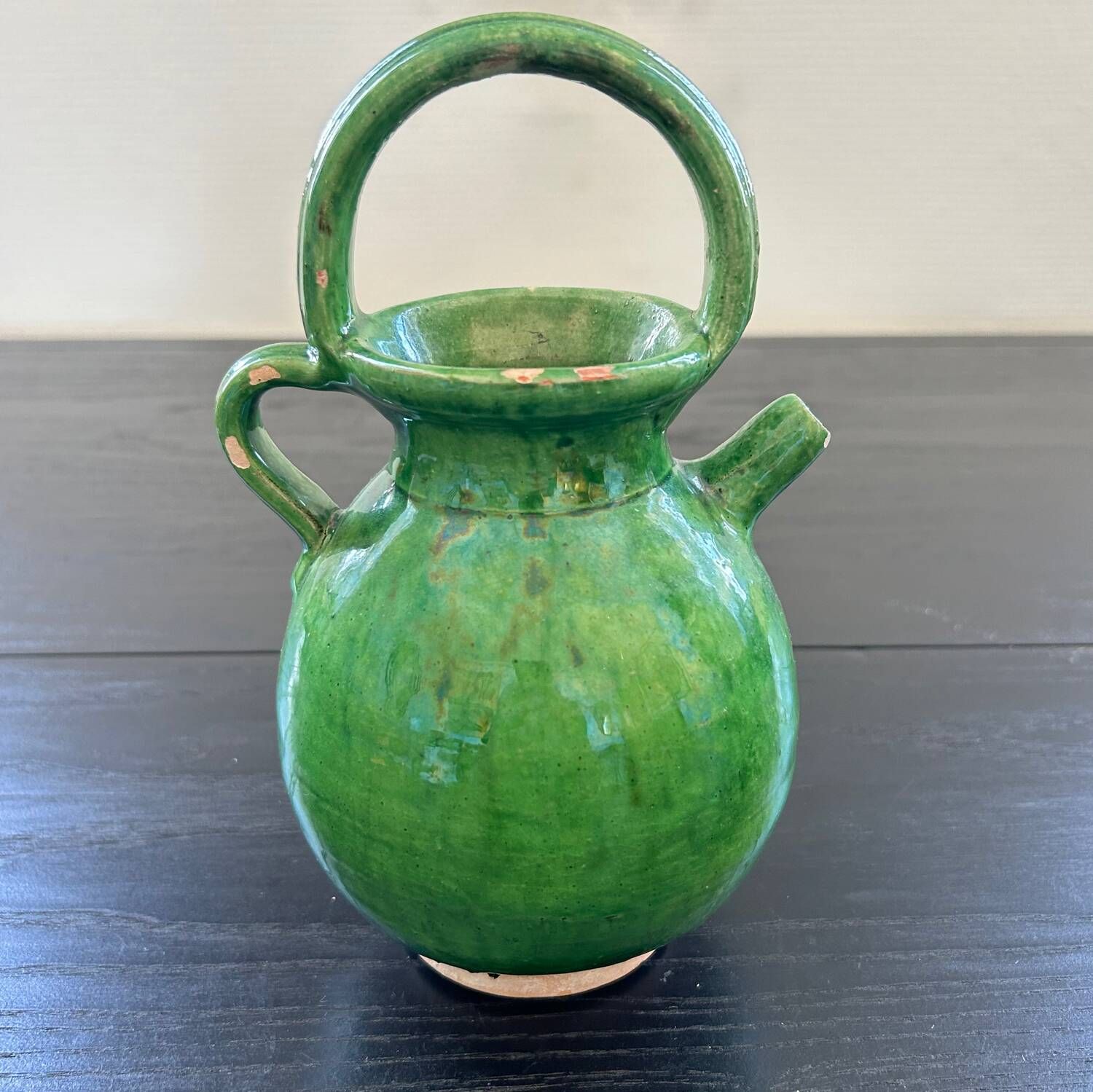 Ancient green gargoulette