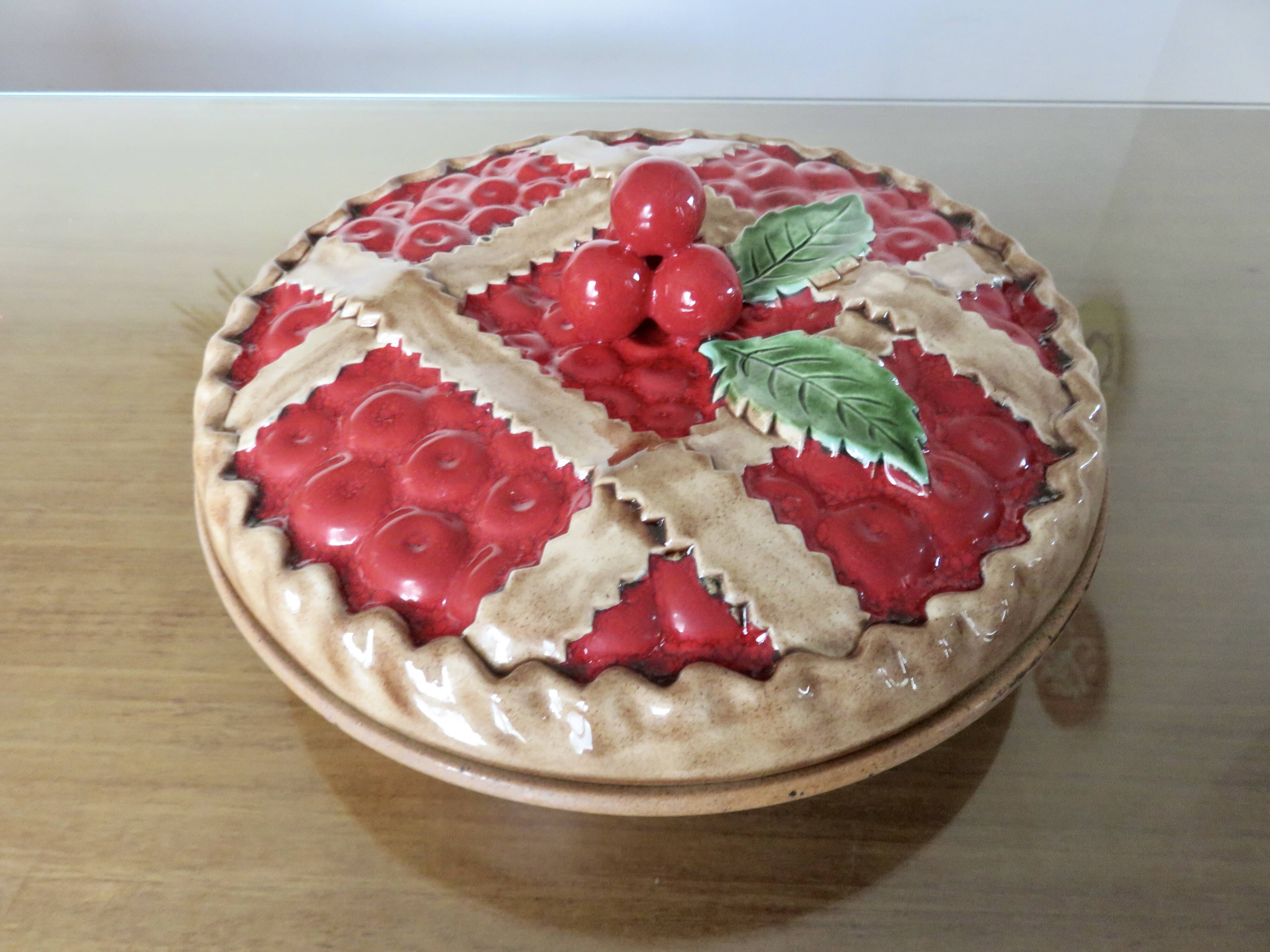 Large earthenware dish, slipware finish, Sarreguemines, France.