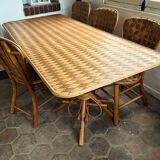 Table and chairs in woven chestnut