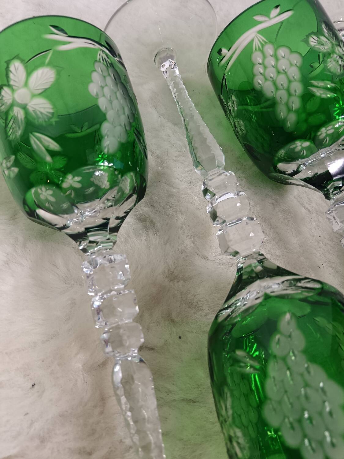 Lot de 4 verres cristal.