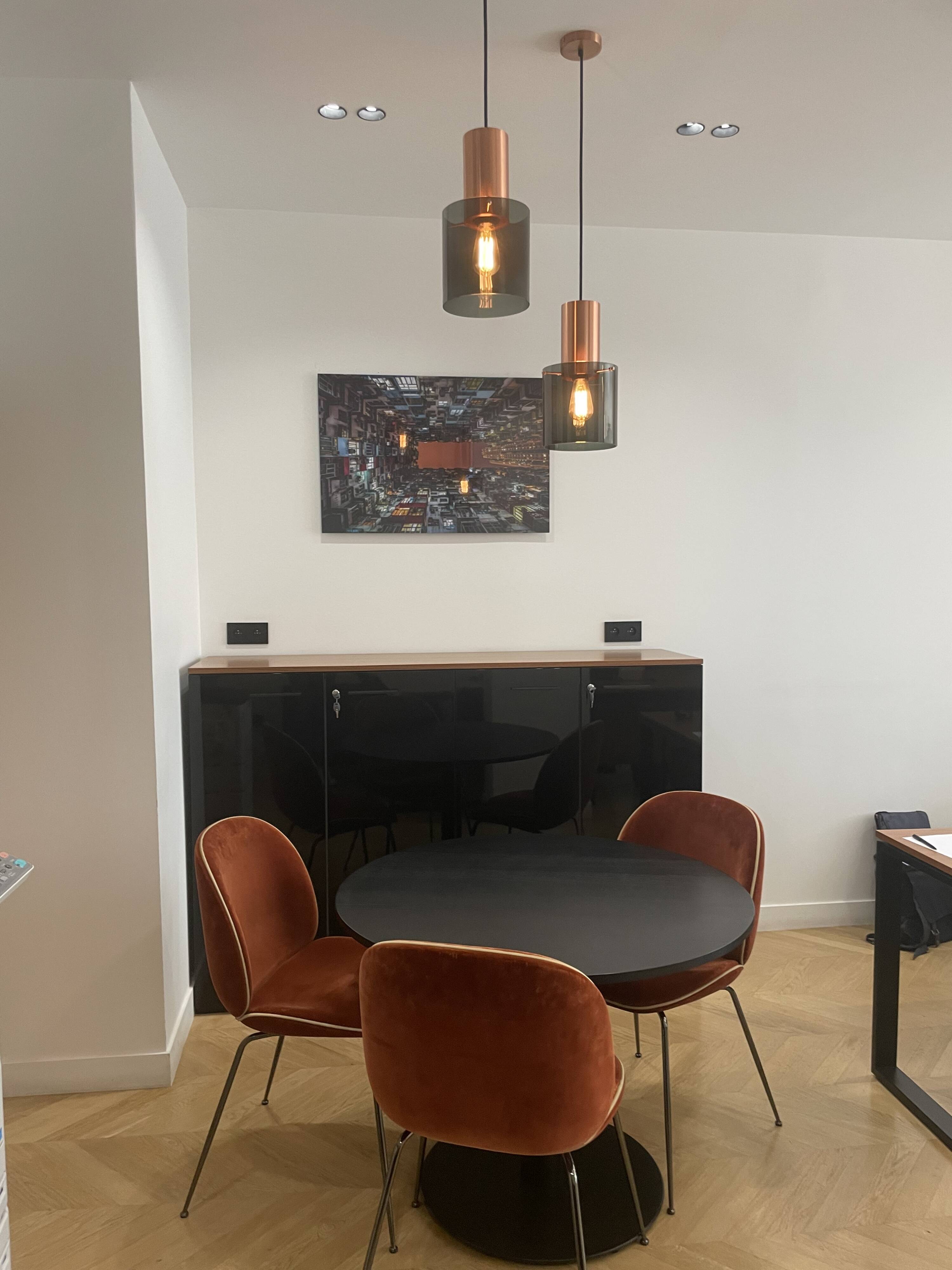 MEETING TABLE DIAMETER 100 cm BLACK BASE