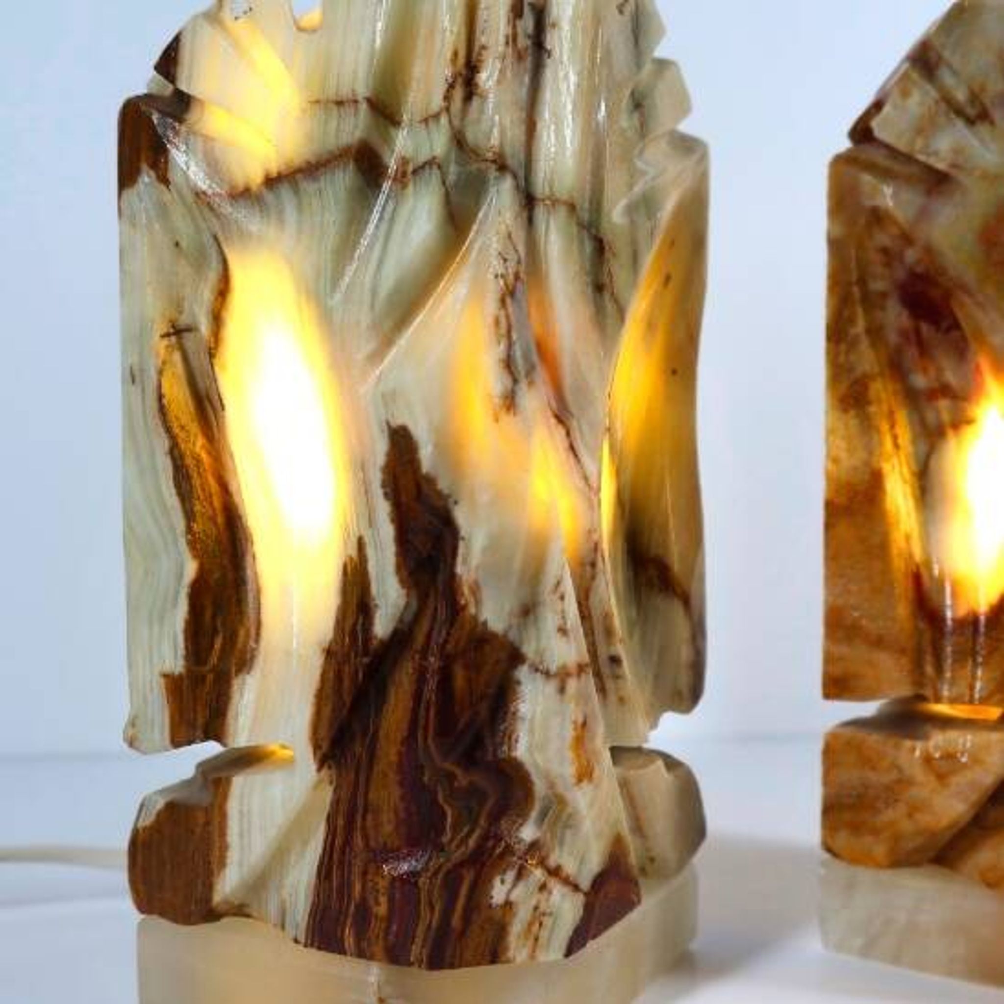Paire de lampes de chevet en onyx