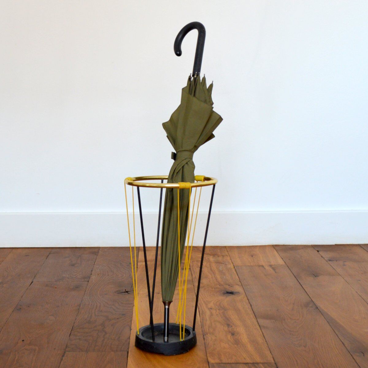 Vintage scoubidou umbrella holder 1950s