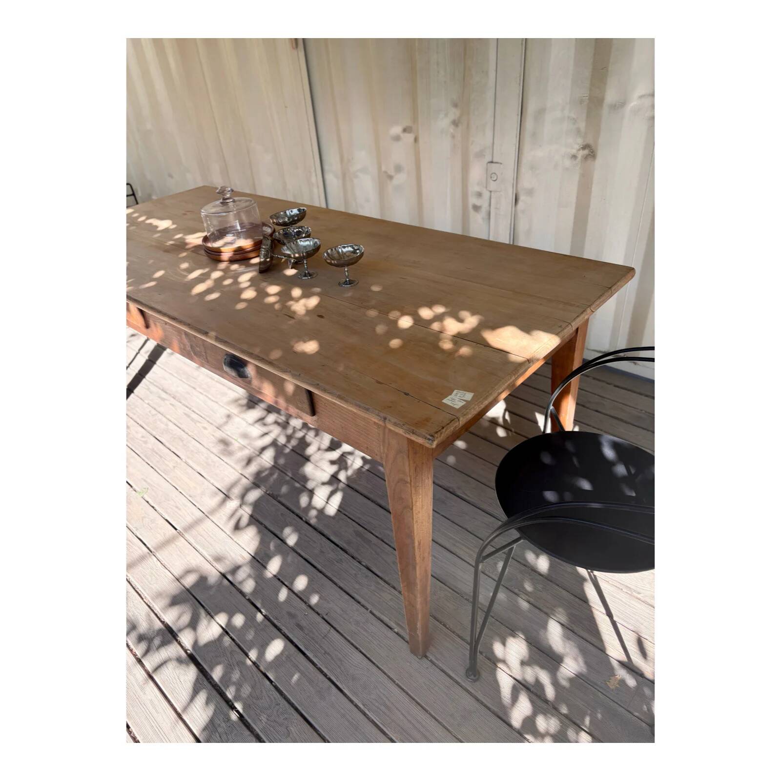 Grande table de ferme.