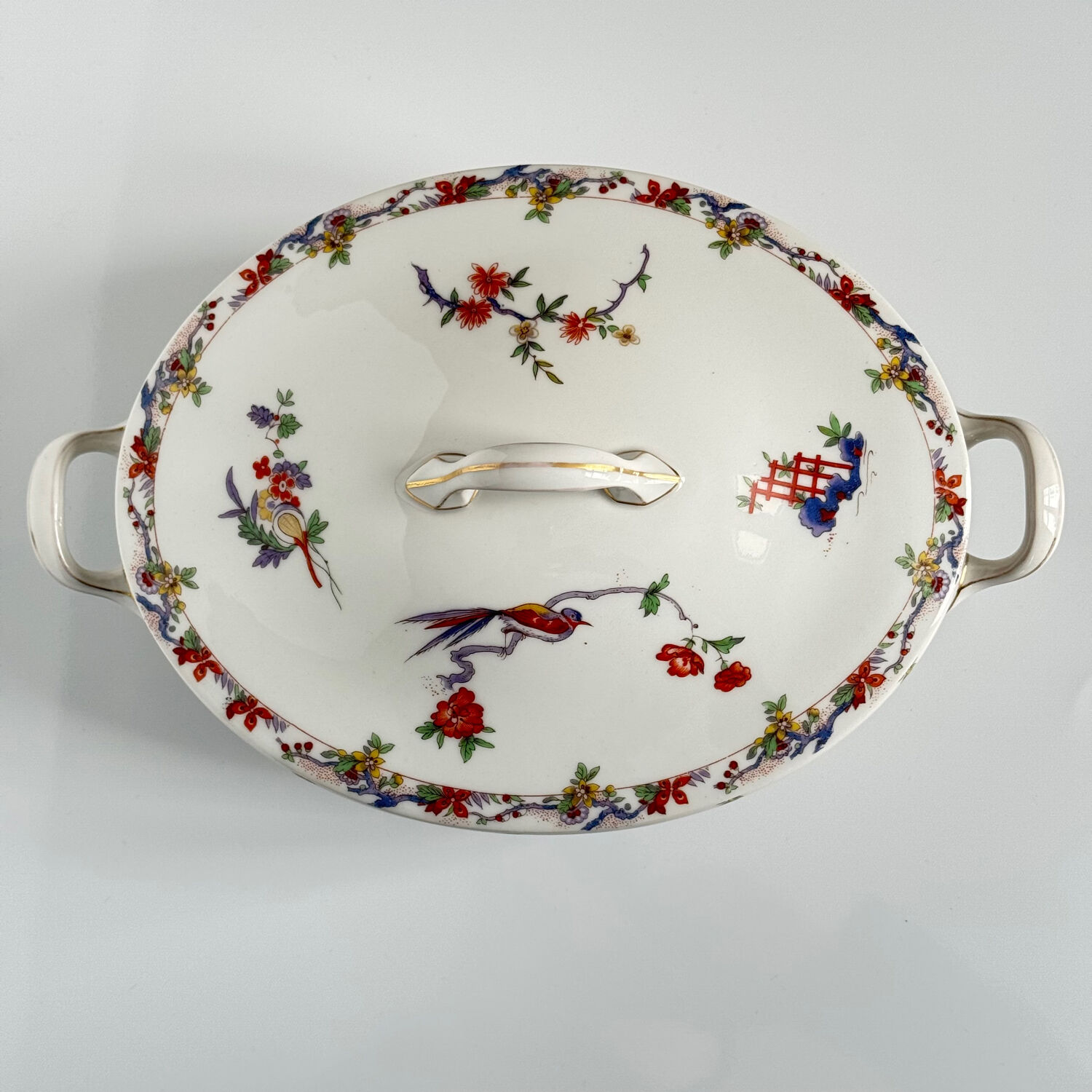 Bernardaud porcelain service, Bussac model – Kakiemon style decoration