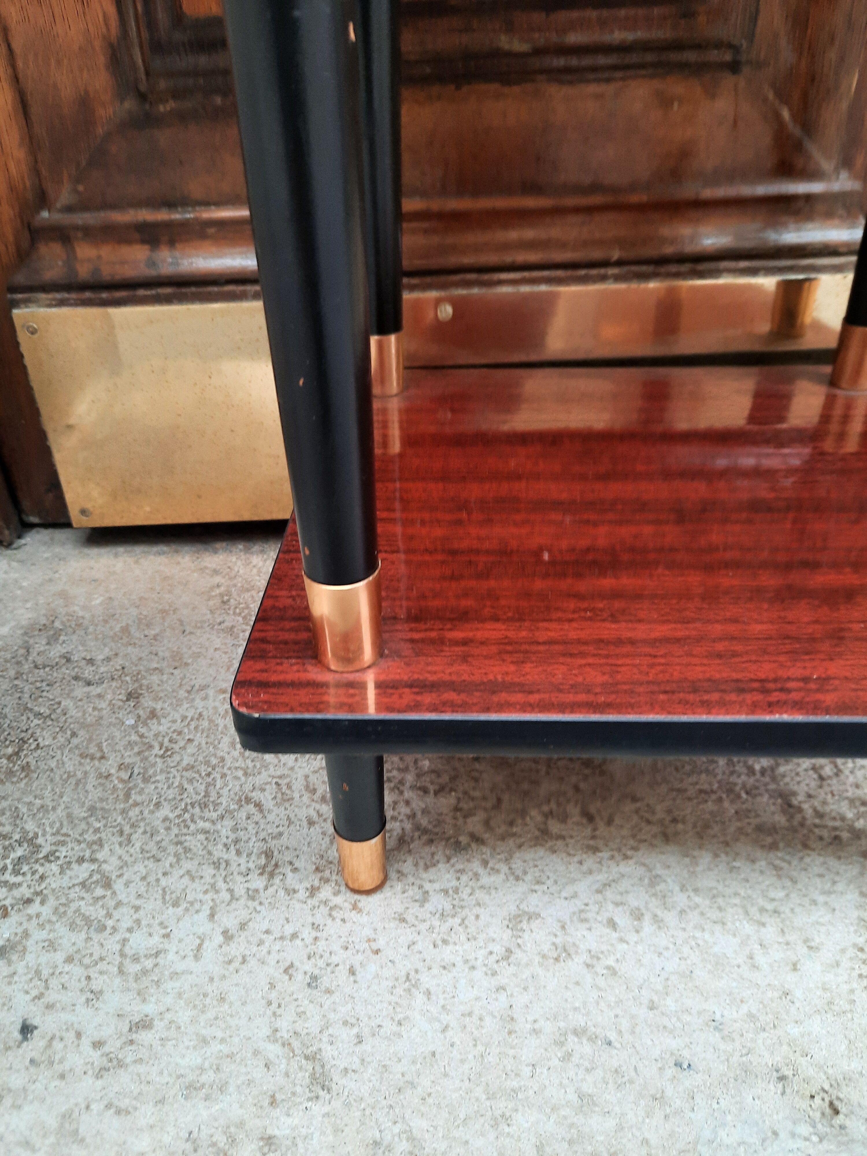 Table d'appoint en forica