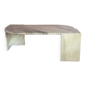 Table basse en marbre de carrare rochebobois