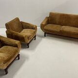 Living room set in amber velvet