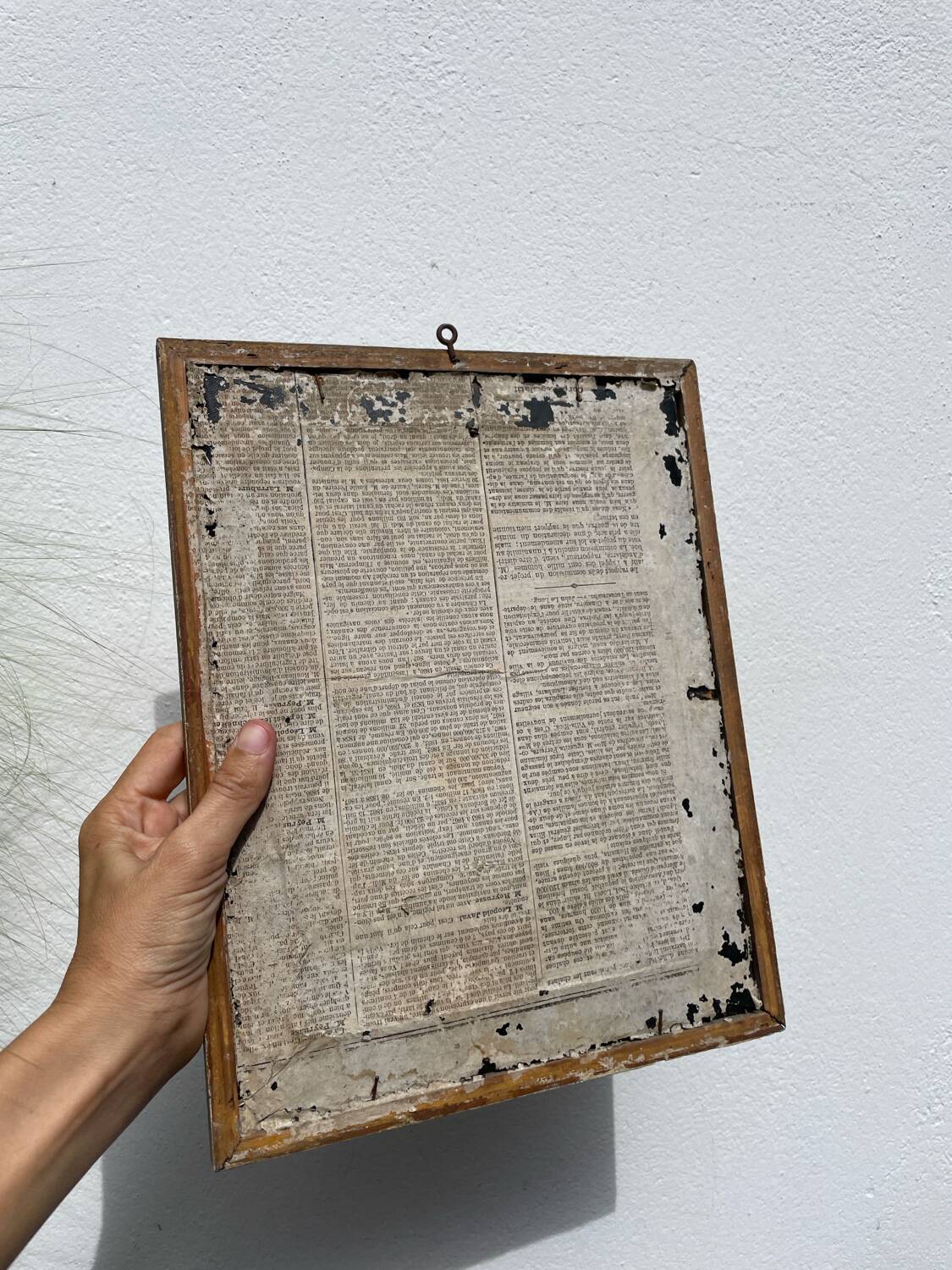 Old portrait photo of a woman