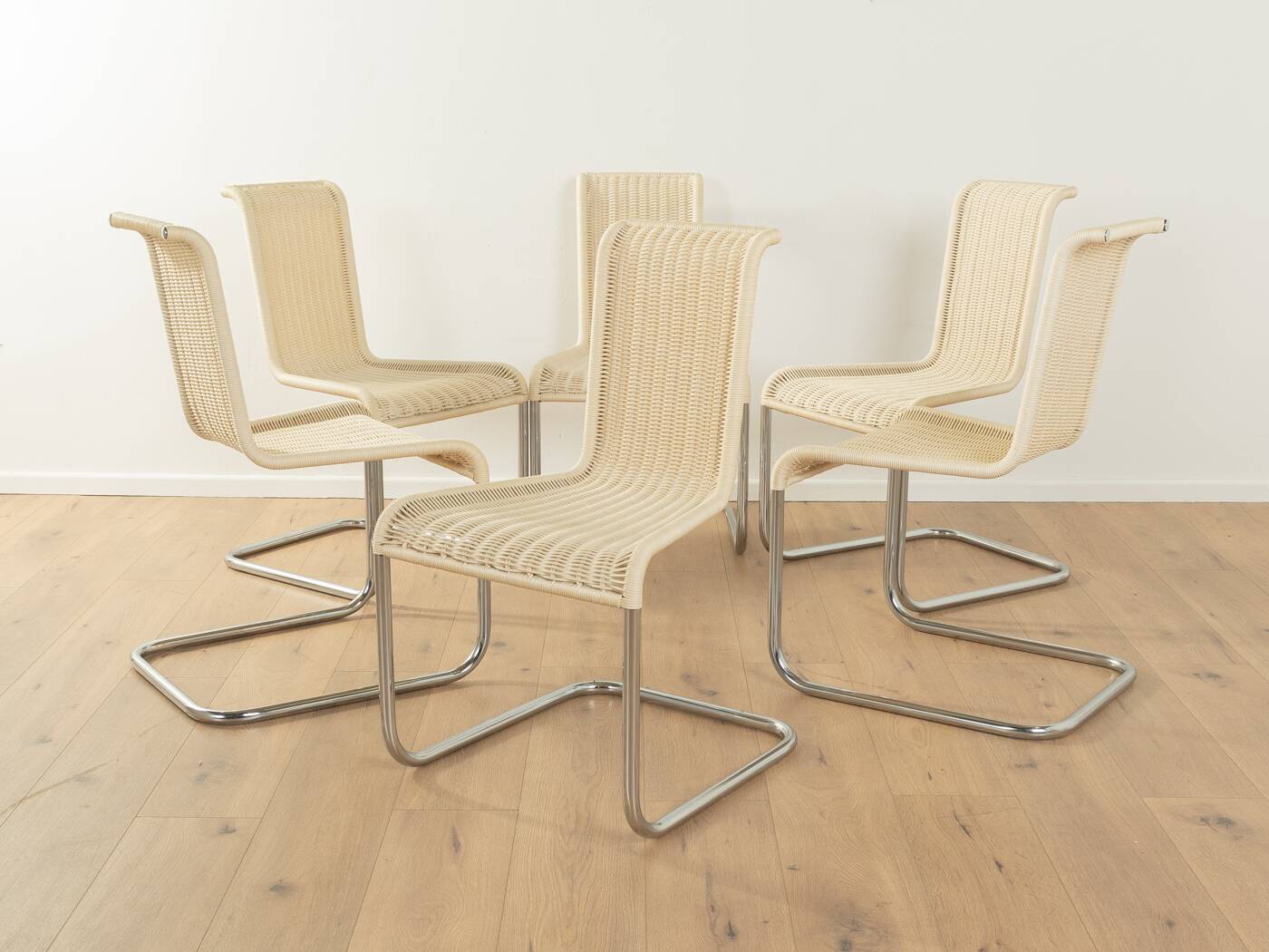 B20 cantilever chairs, Marcel Breuer, Tecta
