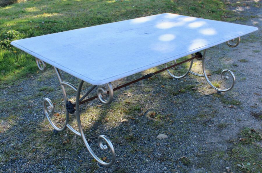 Table Dessus Marbre De Carrare Piètement Fer Forgé