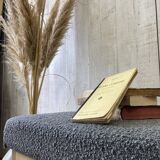 Scandinavian bench with curls