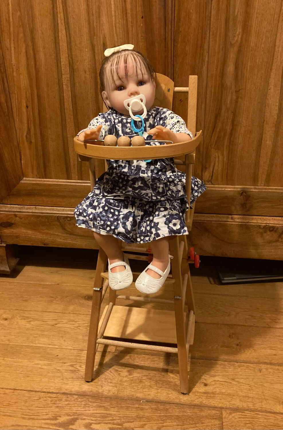 Doll high chair from the 20th century, convertible into a walker (deliverable)