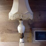 Lampe de salon rétro 1950 albâtre / laiton abat jour soie ecru