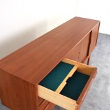 Buffet en teck danois du milieu du siècle, années 1960.