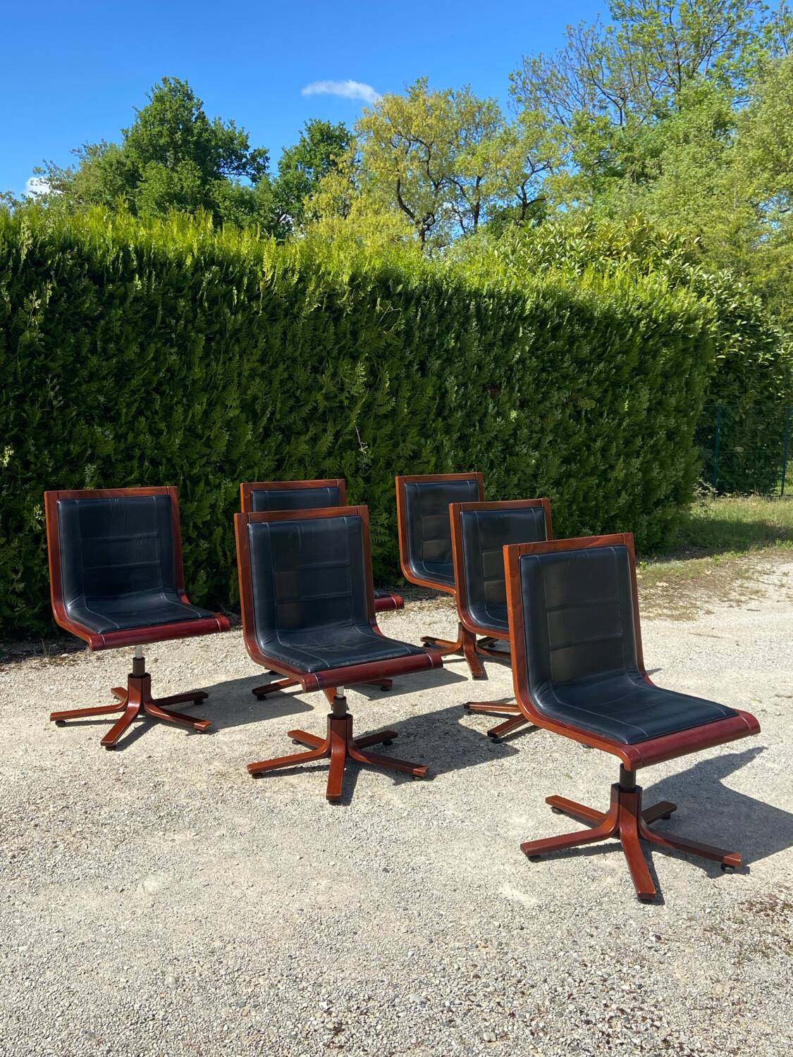 Vintage armchair in wood and black leather Cofemo (6 available)