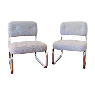 Paire de fauteuils / chauffeuses mid century en tissu bouclettes