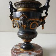 Ancient Médicis vase in gilded bronze with sphinxes – Napoleon III 19th century