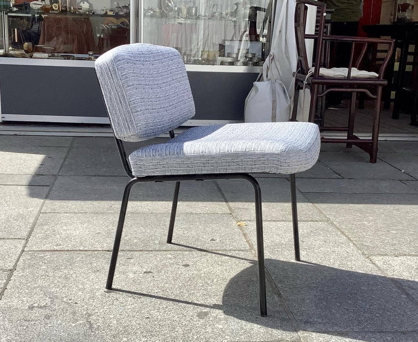 Low chair model “conseil” by Pierre Guariche meurop edition