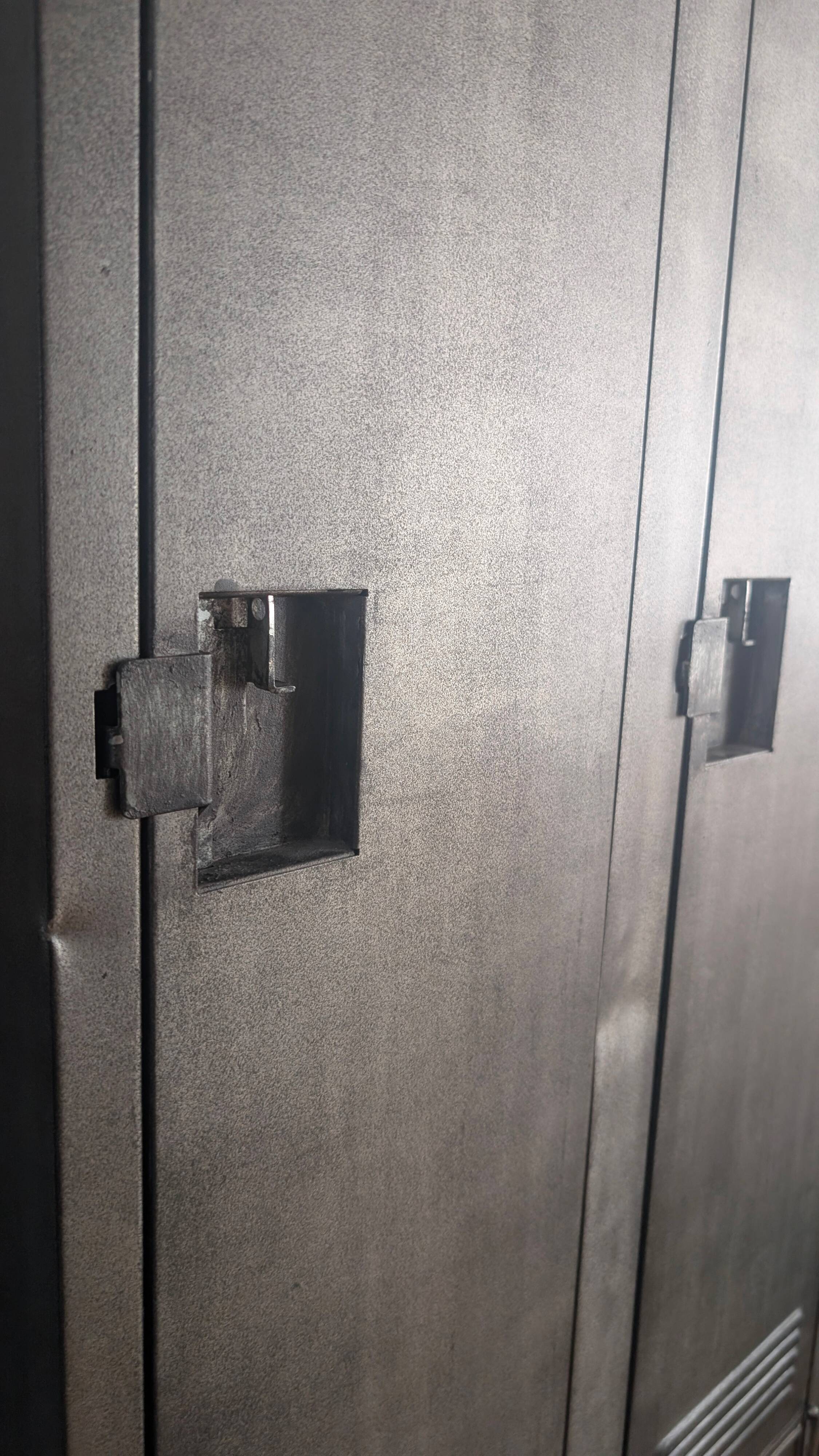 Factory wardrobe brand Atal