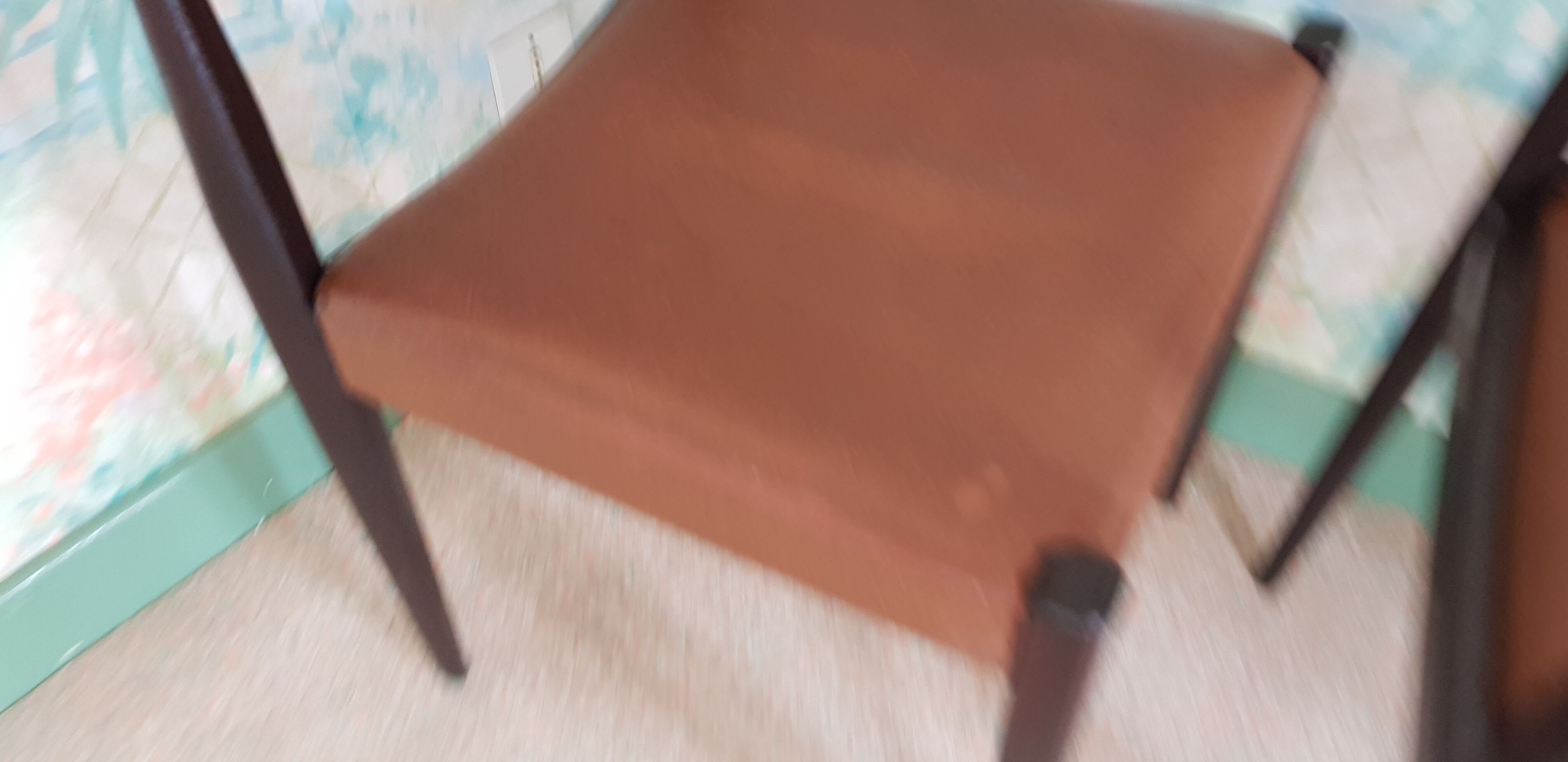 Suite de 4 chaises Moller