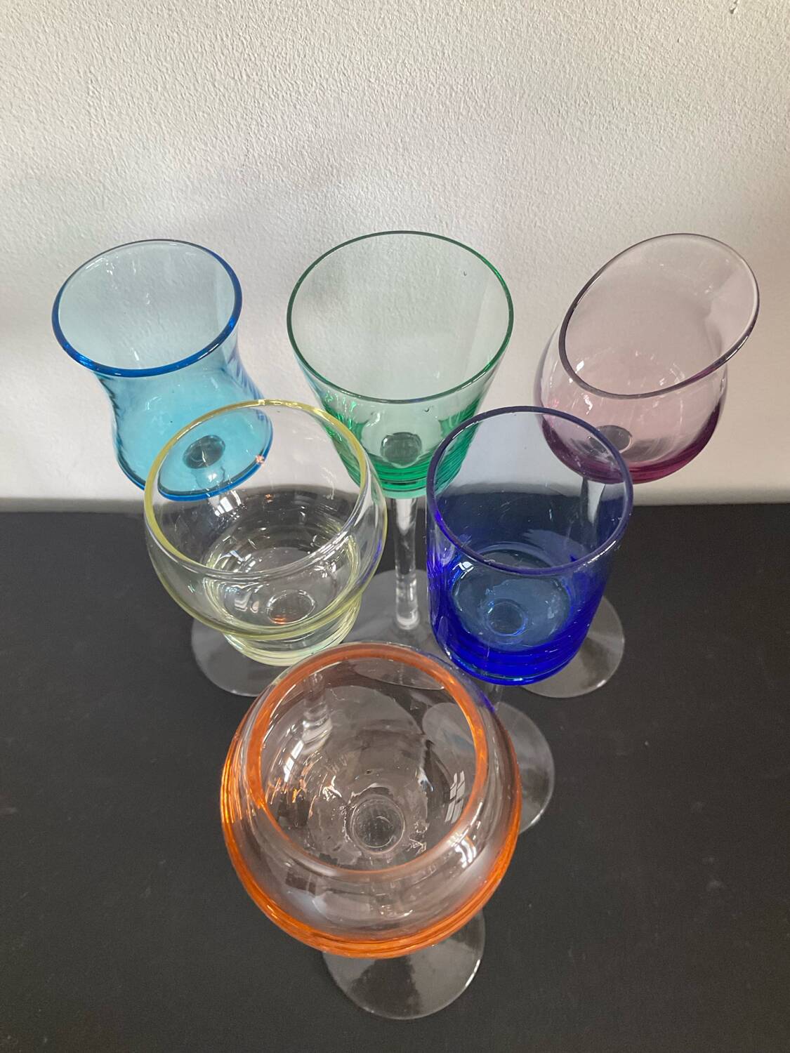 Série 6 verres à pied vintage soufflés à la bouche