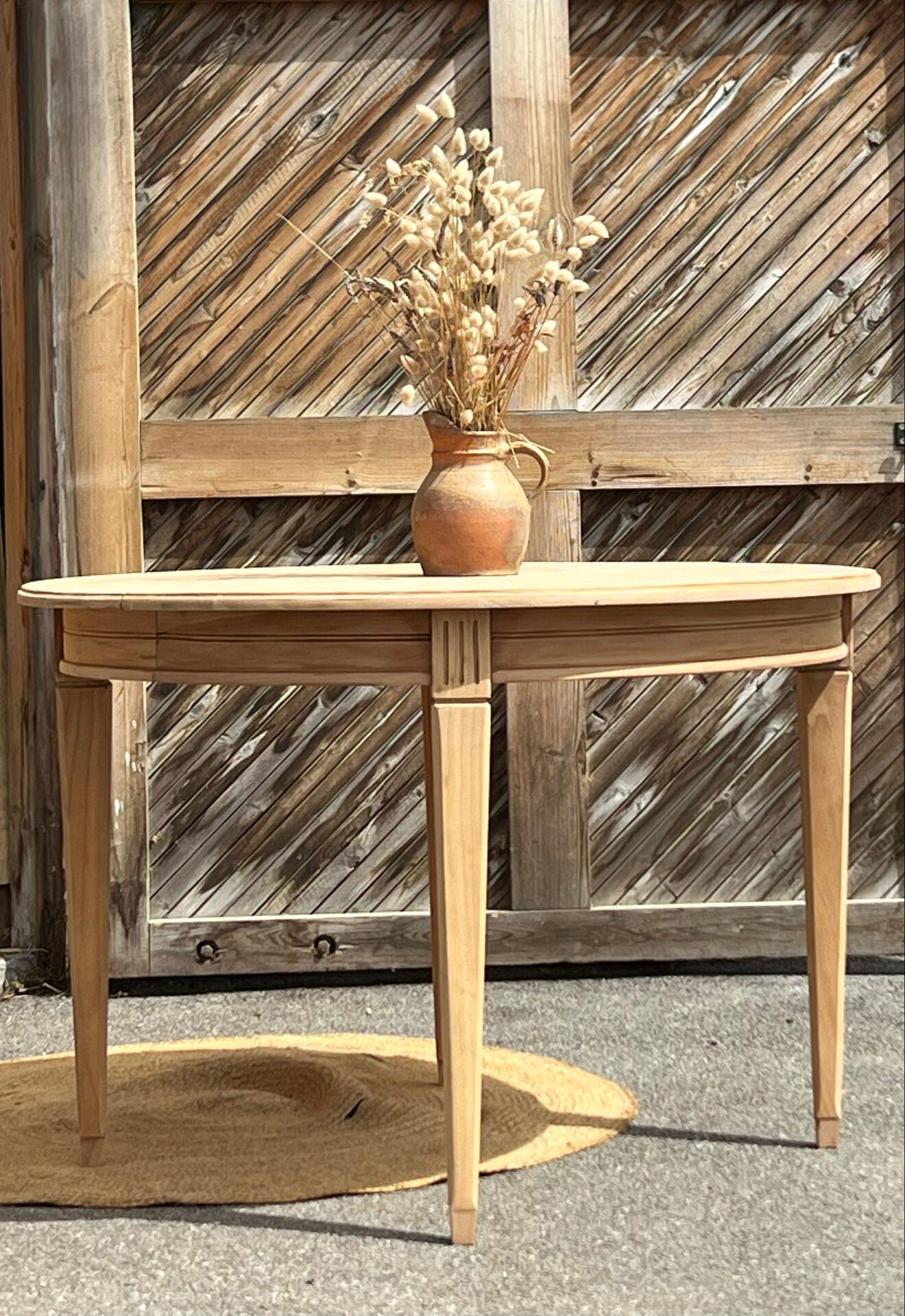 Round table with 2 extensions in raw solid wood - renovated antique table