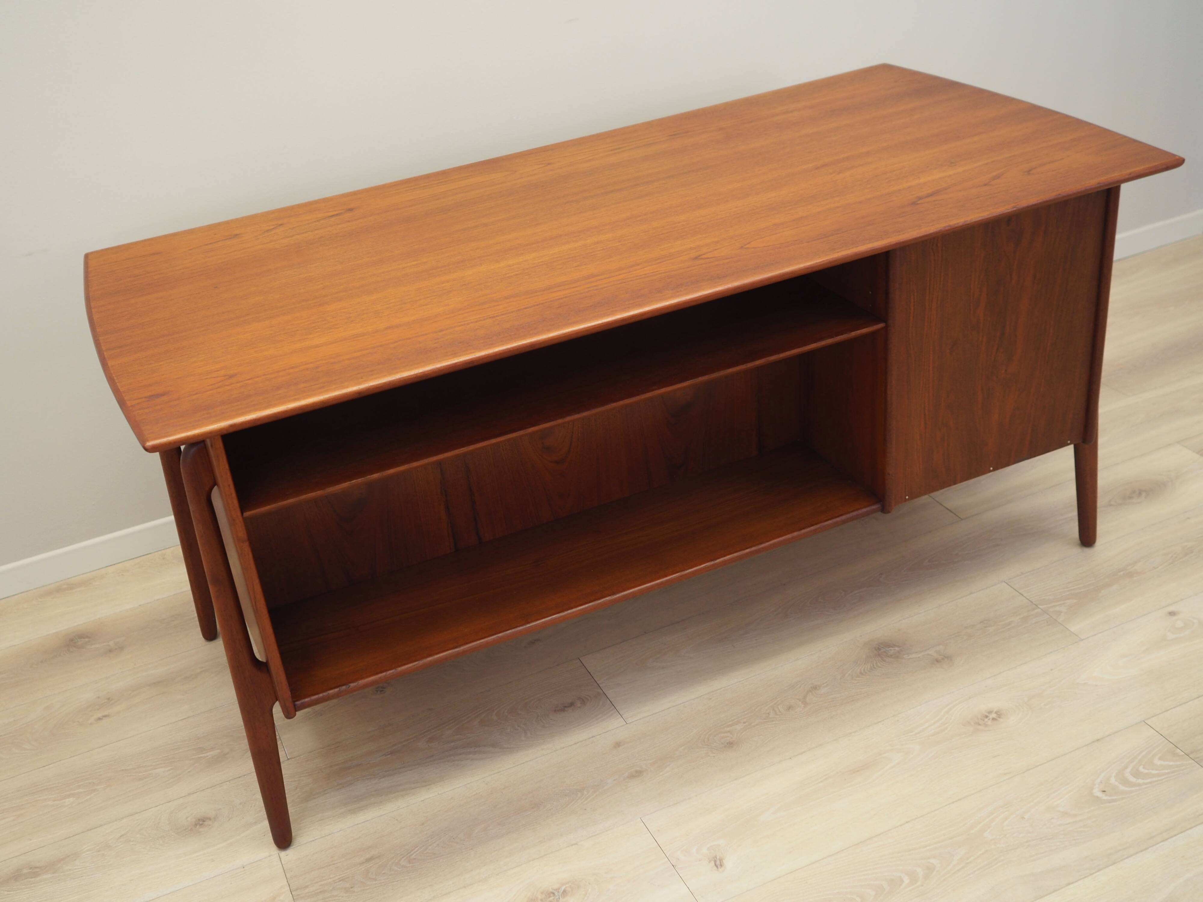 Teak desk, Danish design, 1960s, designer: Svend Age Madsen