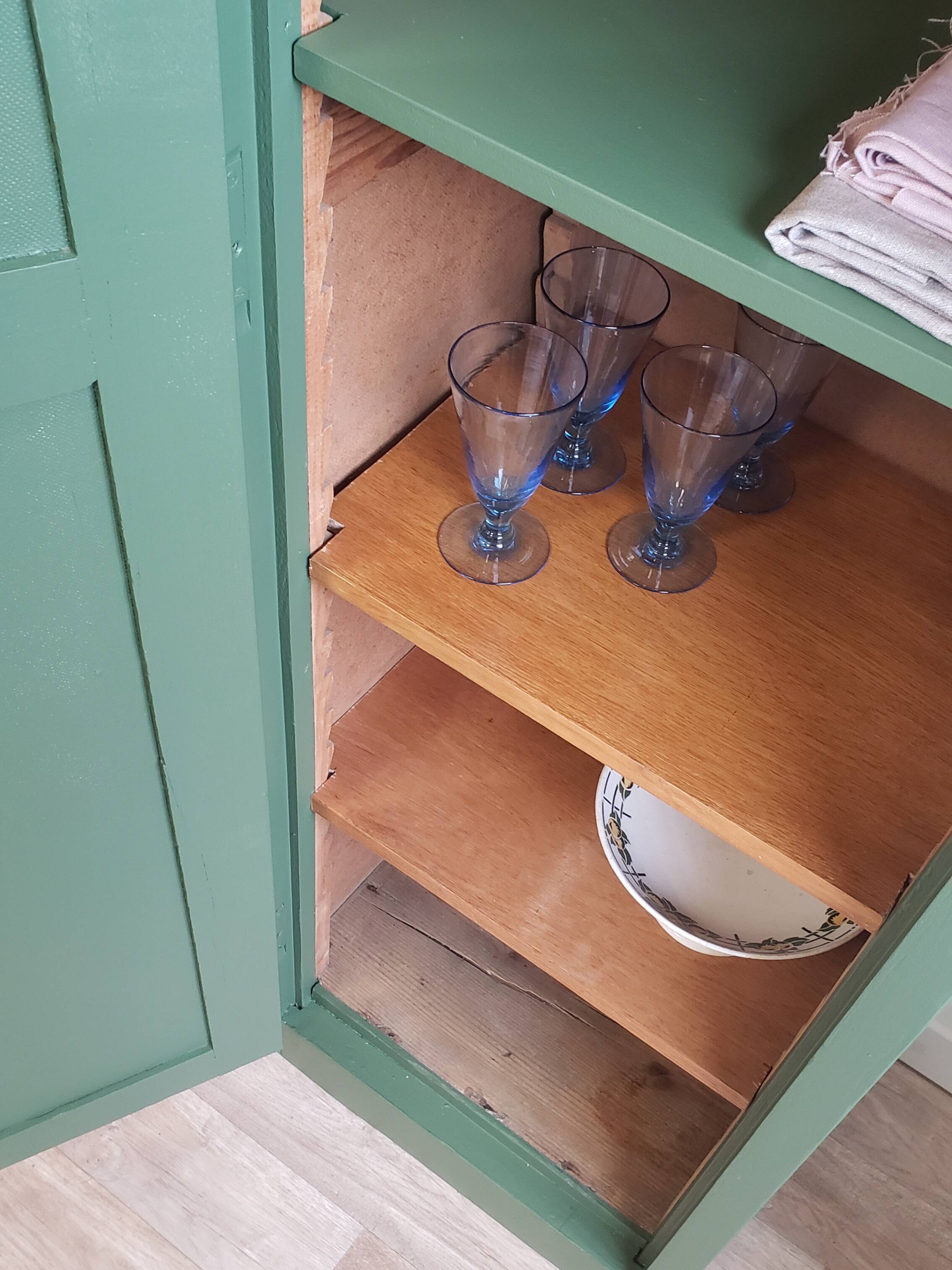 Armoire vestiaire vintage