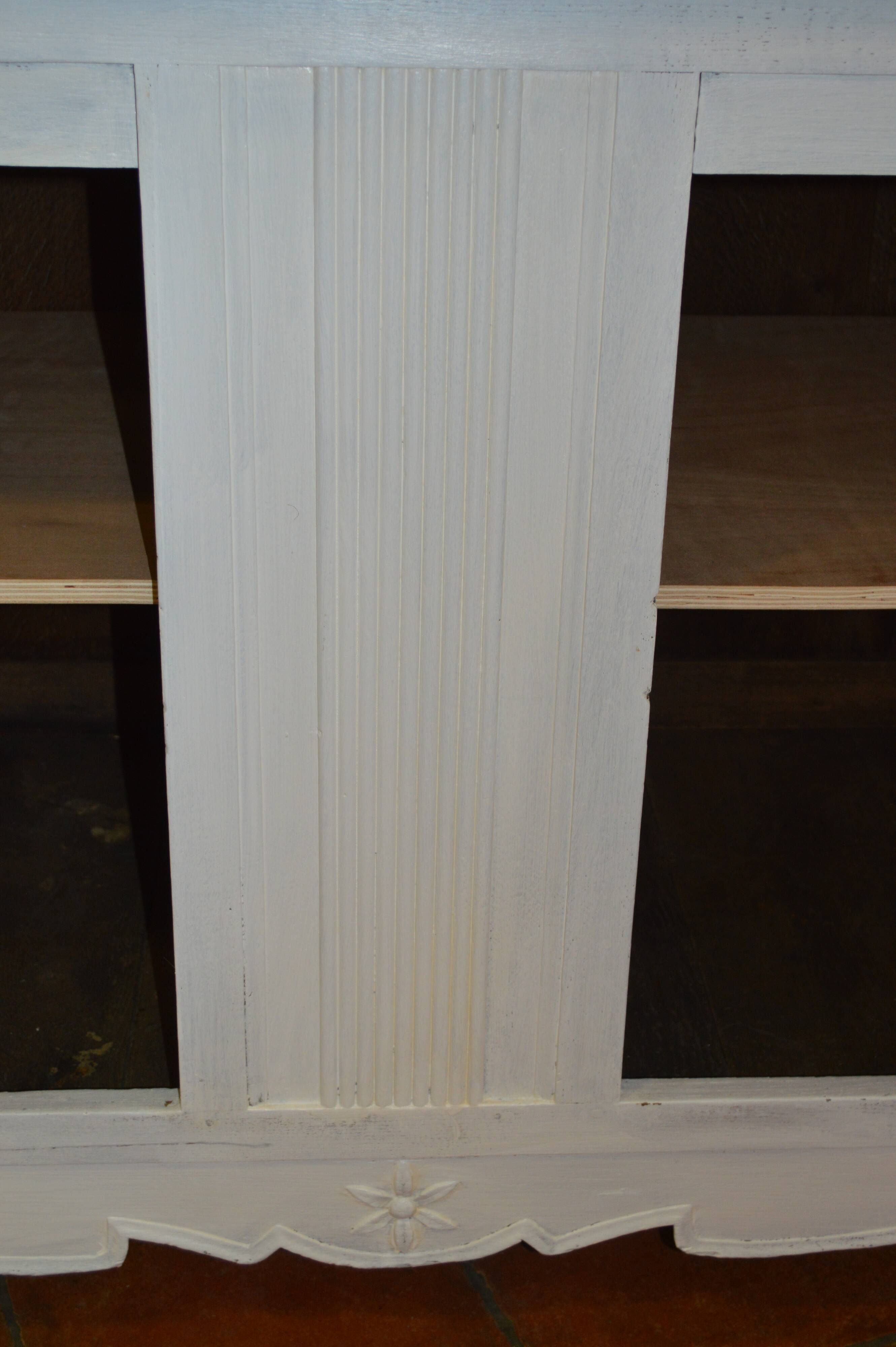 Double door skated oak buffet