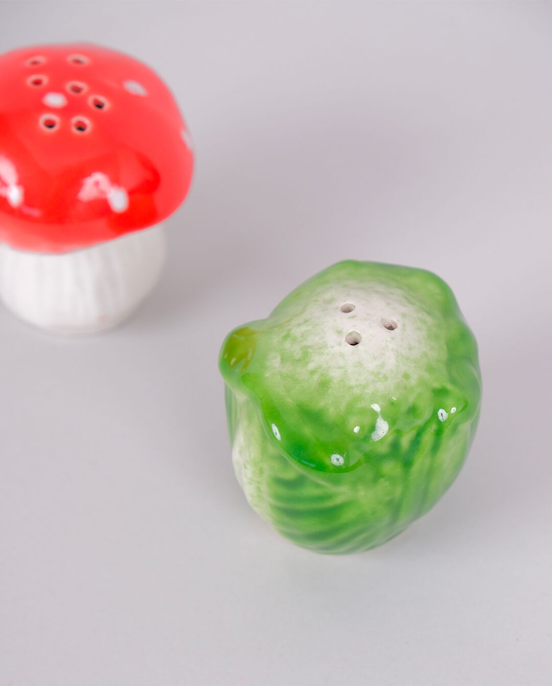 Salt and pepper shaker