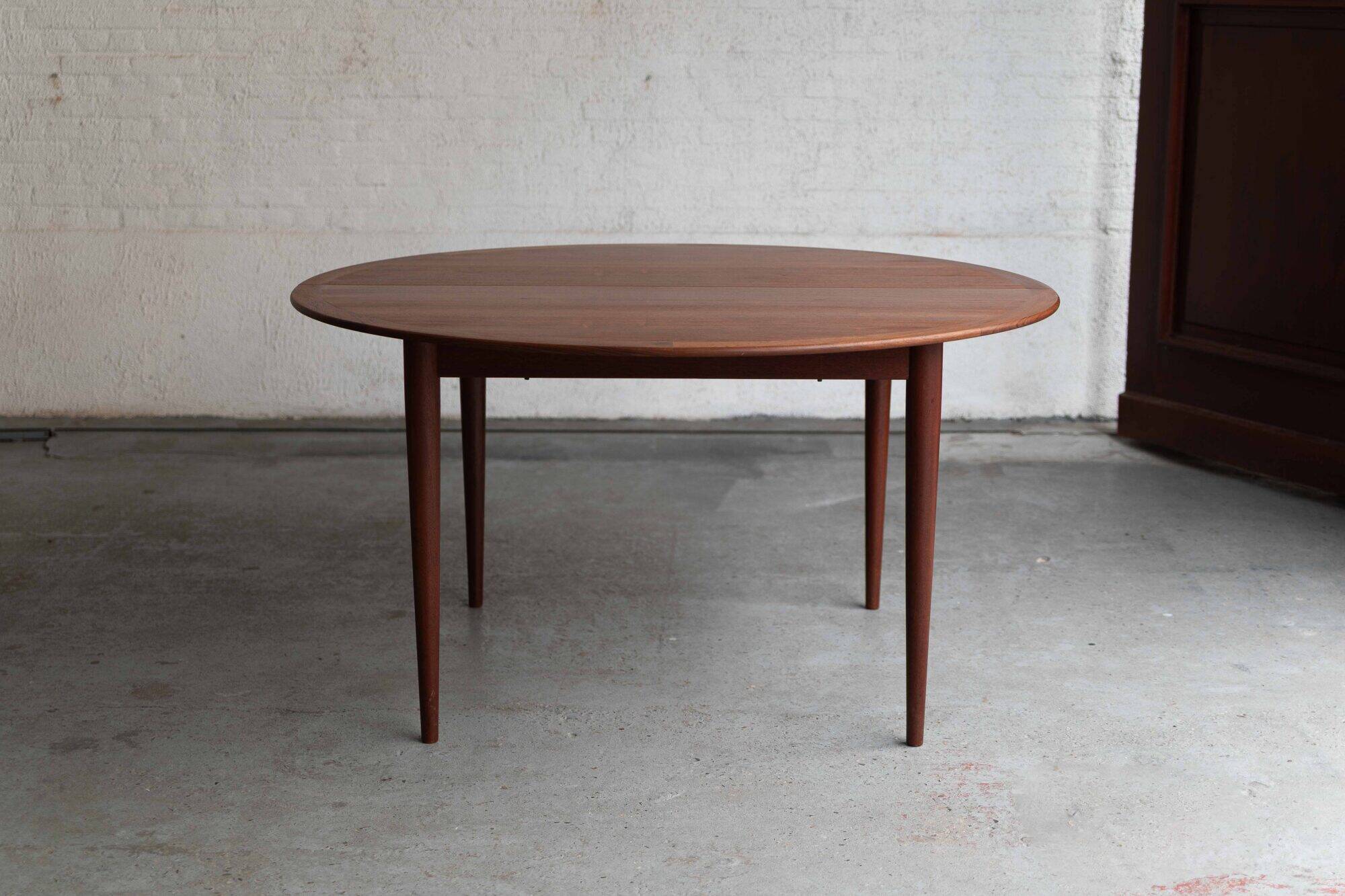 Large dining table by Grete Jalk