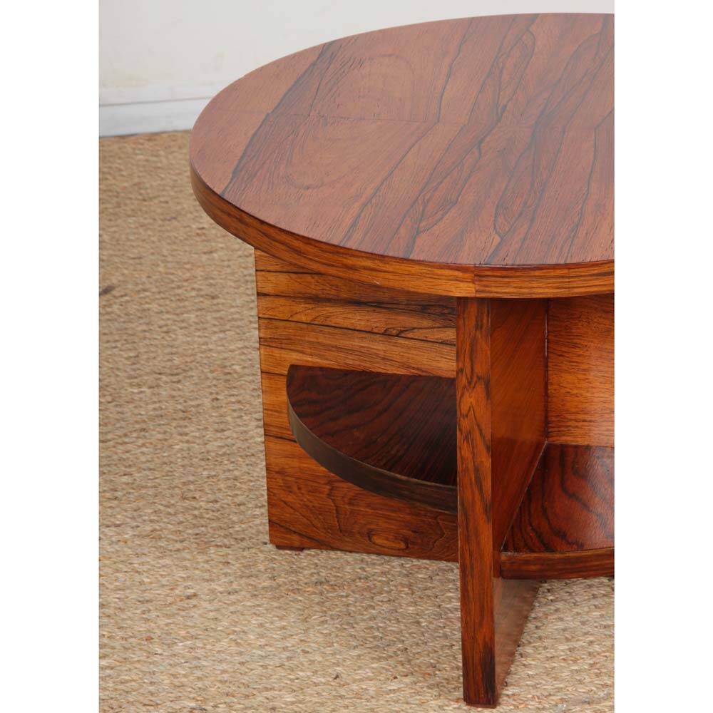 Table basse ronde en noyer et palissandre, XXe siècle