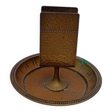Boîte d'allumettes et cendrier en laiton martelé à la main Art Déco des années 1920 par WMF