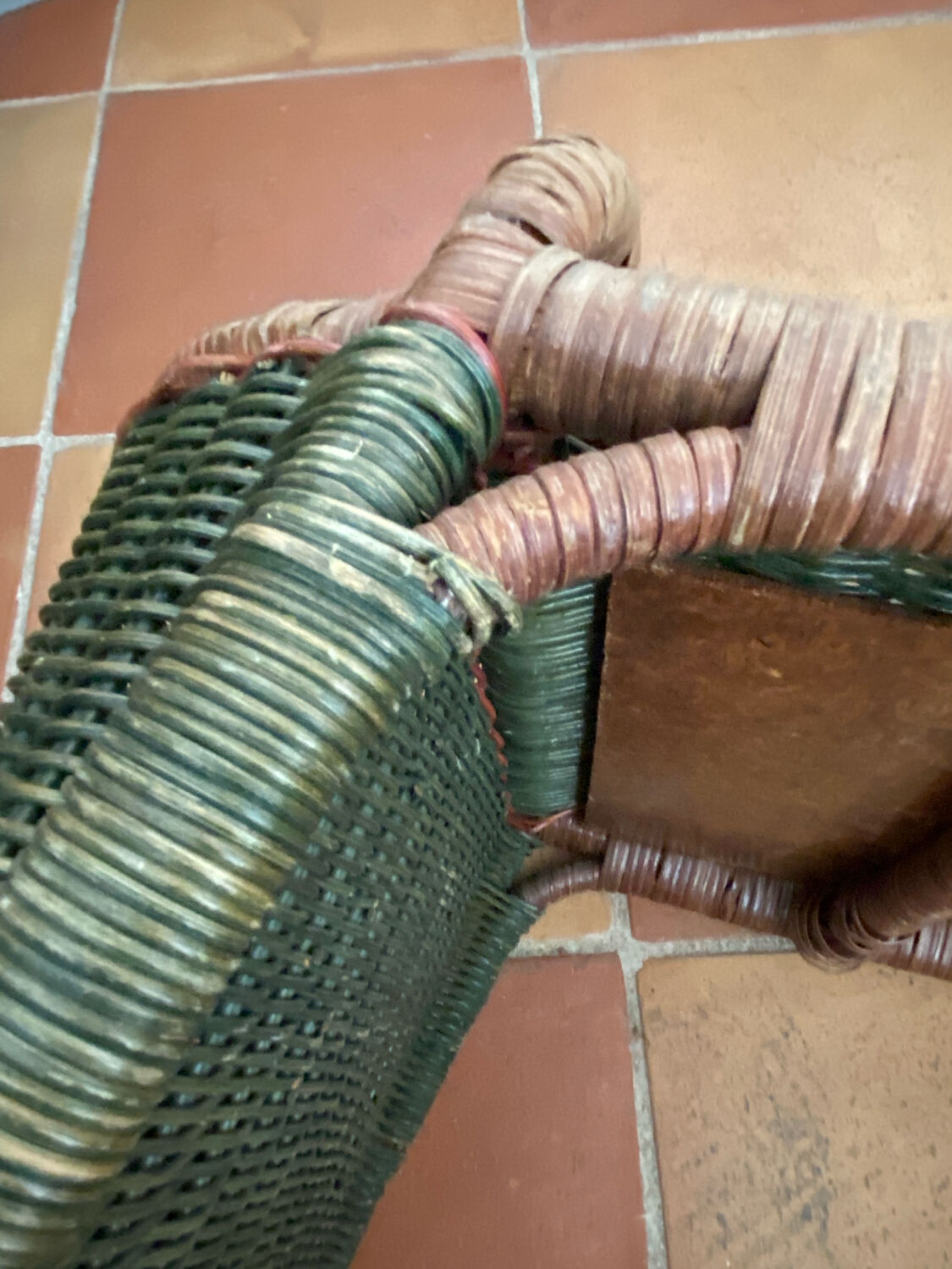 Wicker and rattan bed tray