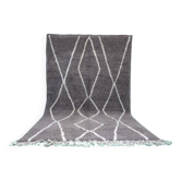 Traditional handmade Berber rug, size 150 x 250 cm, grey color