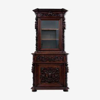 Armoire sculptée, France, vers 1880.