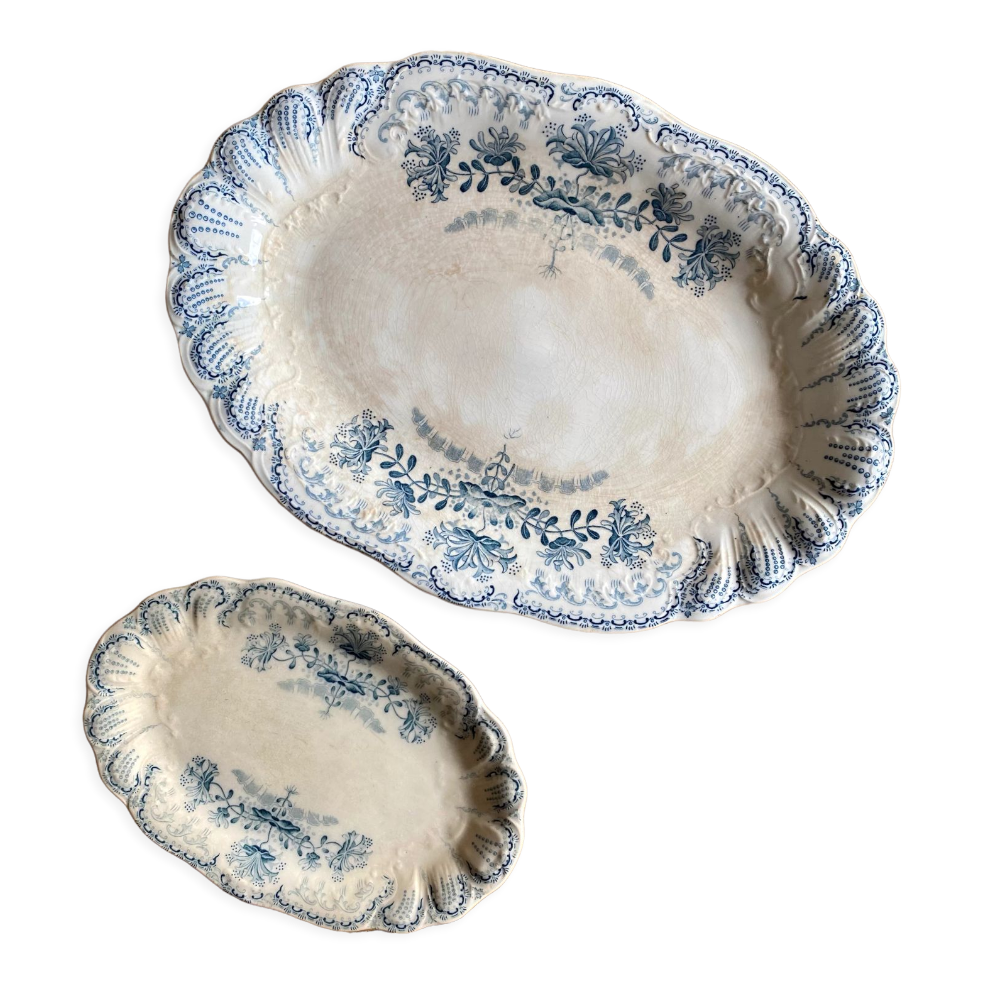 Set of 2 raviers, vintag dishes in iron earth, Regency model of Saint Amand