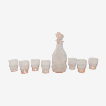 Carafe service and seven vintage glasses